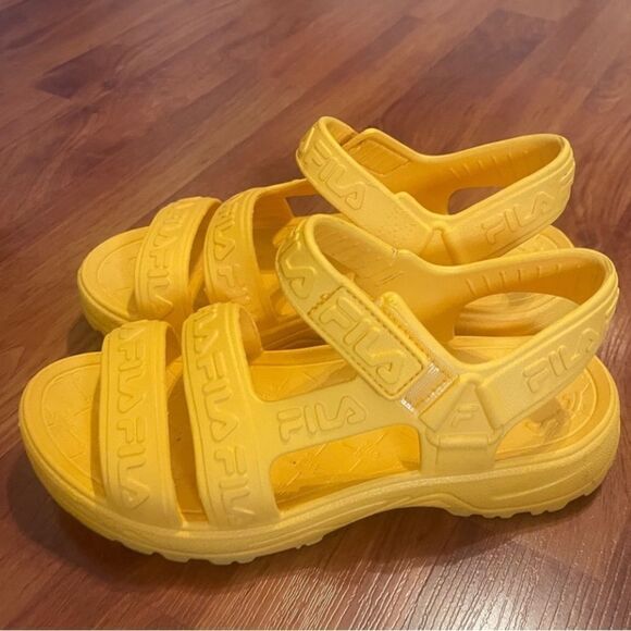 Fila Shoes - FILA Strappy Sandals Size women 6 men 5
